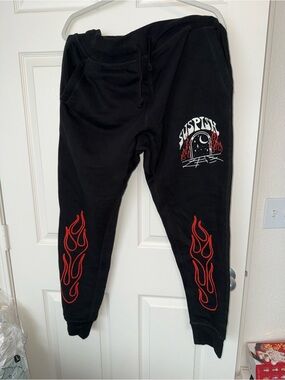 Bailey Sarian sweat pants “Suspish”